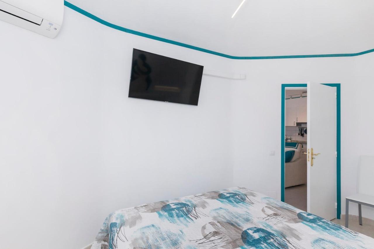 First Line Sea, Luxury Penthouse, Sea And Sunset View Vivenda Vacational Guayero 618 Appartement Los Cristianos  Buitenkant foto